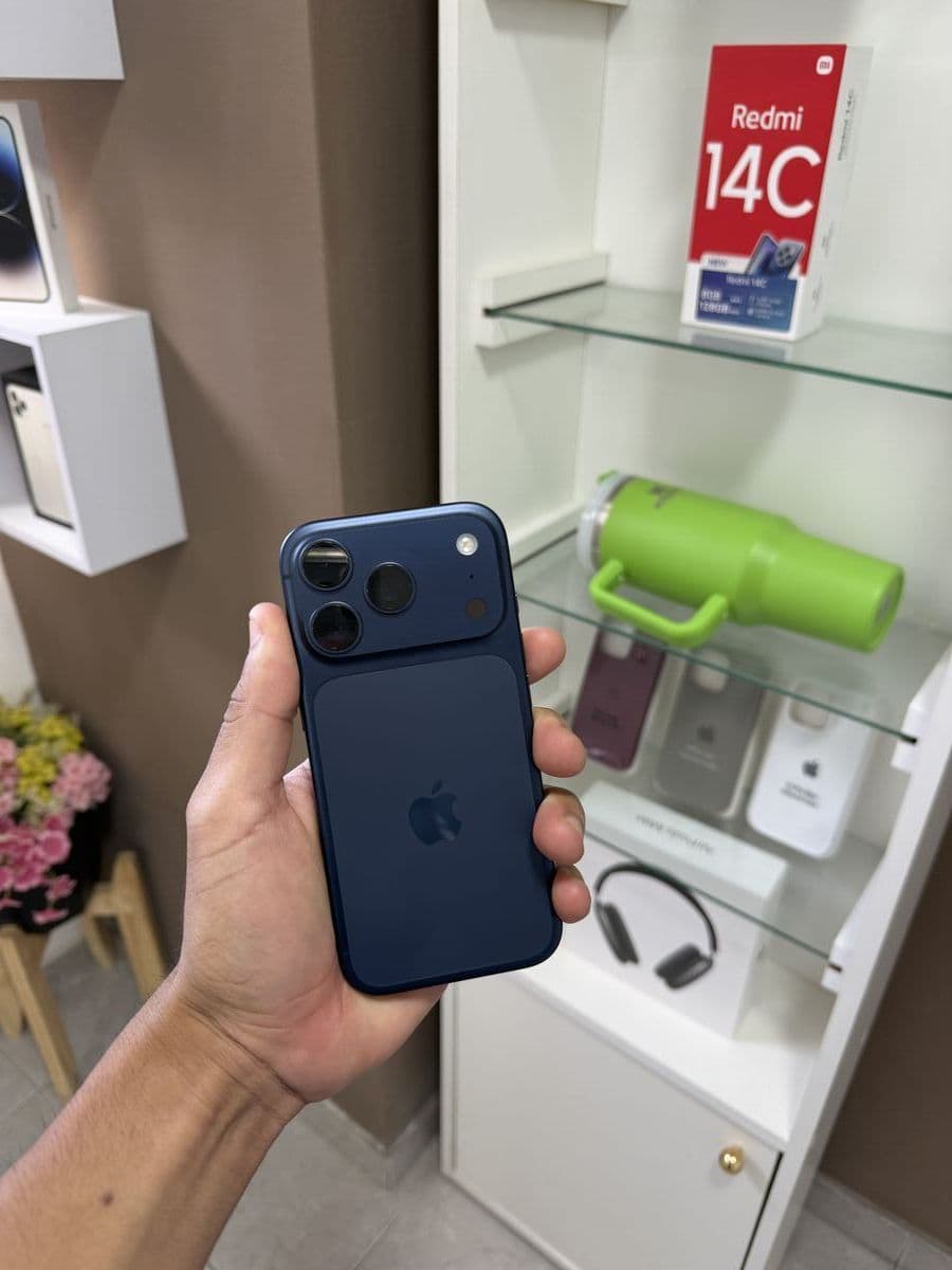 iPhone 17 Pro Max Titanio Ultramar
